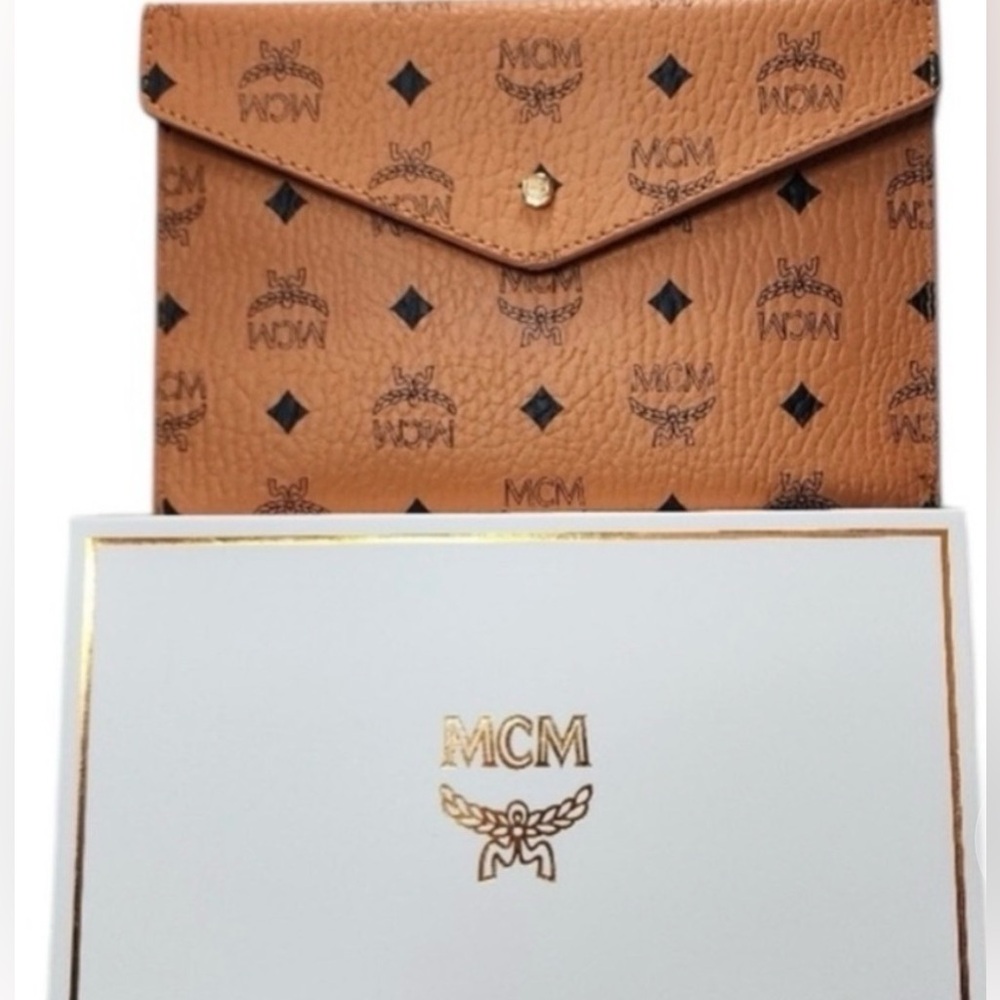 MCM Visetos Envelope Clutch or Crossbody Cognac VIP Gift NEW